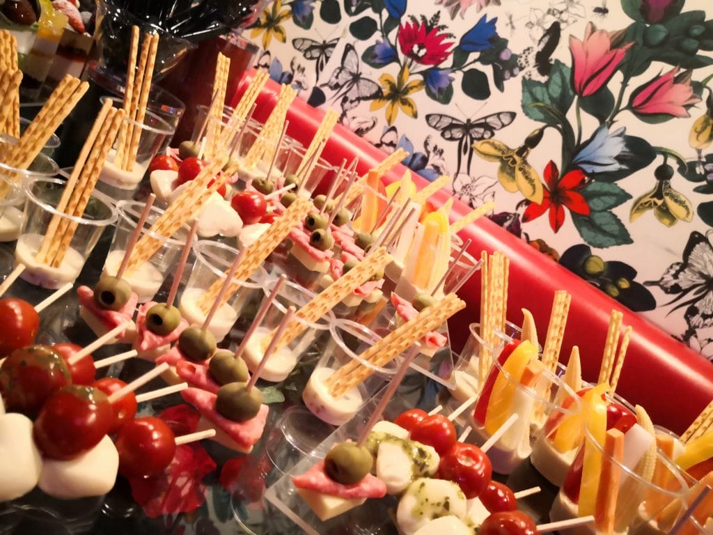 ナイトクラブ ケータリング